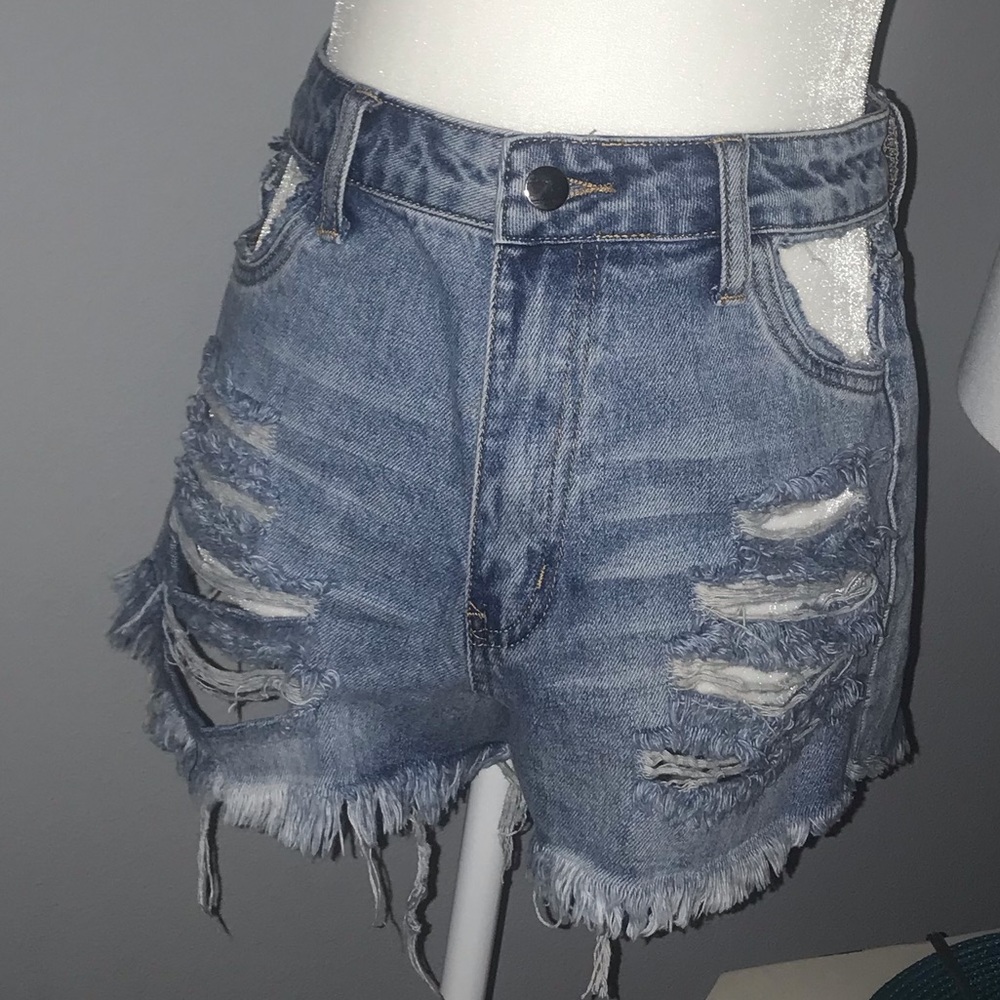 Distress Fashion Nova high waisted jean shorts